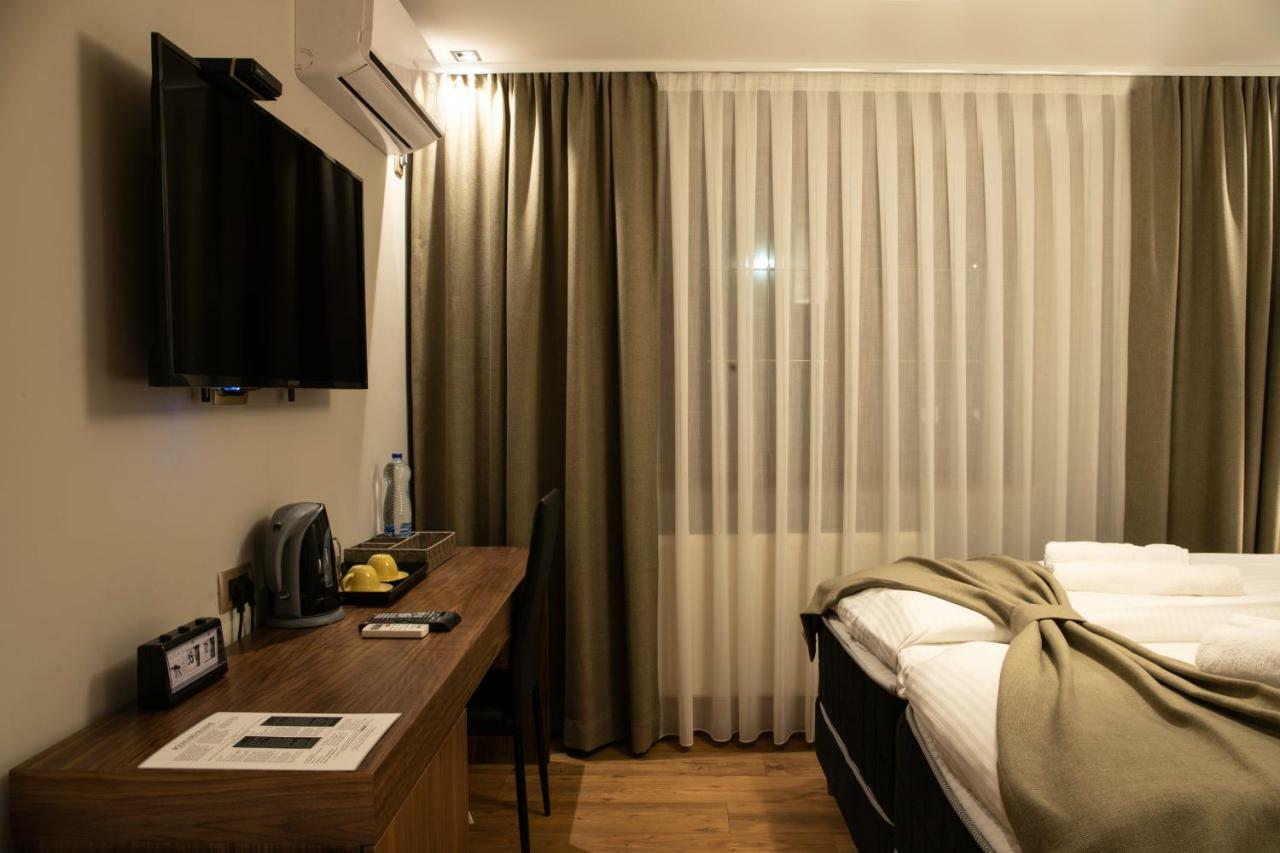 Boulevard Exclusive Pristina Eksteriør billede